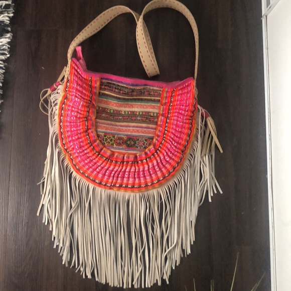 SOLD! NWOT! Thai Embrodered Hobo Crossbody Purse - Picture 3 of 13